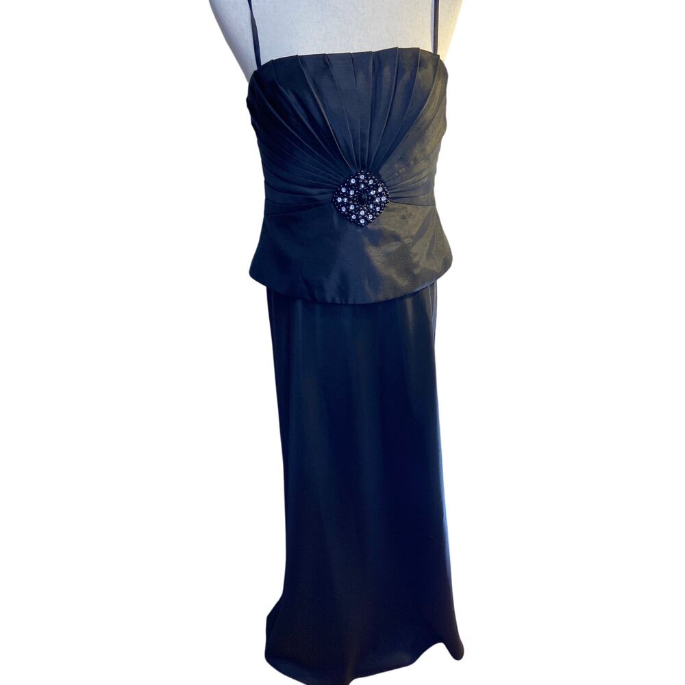 Jessica Howard long black dress